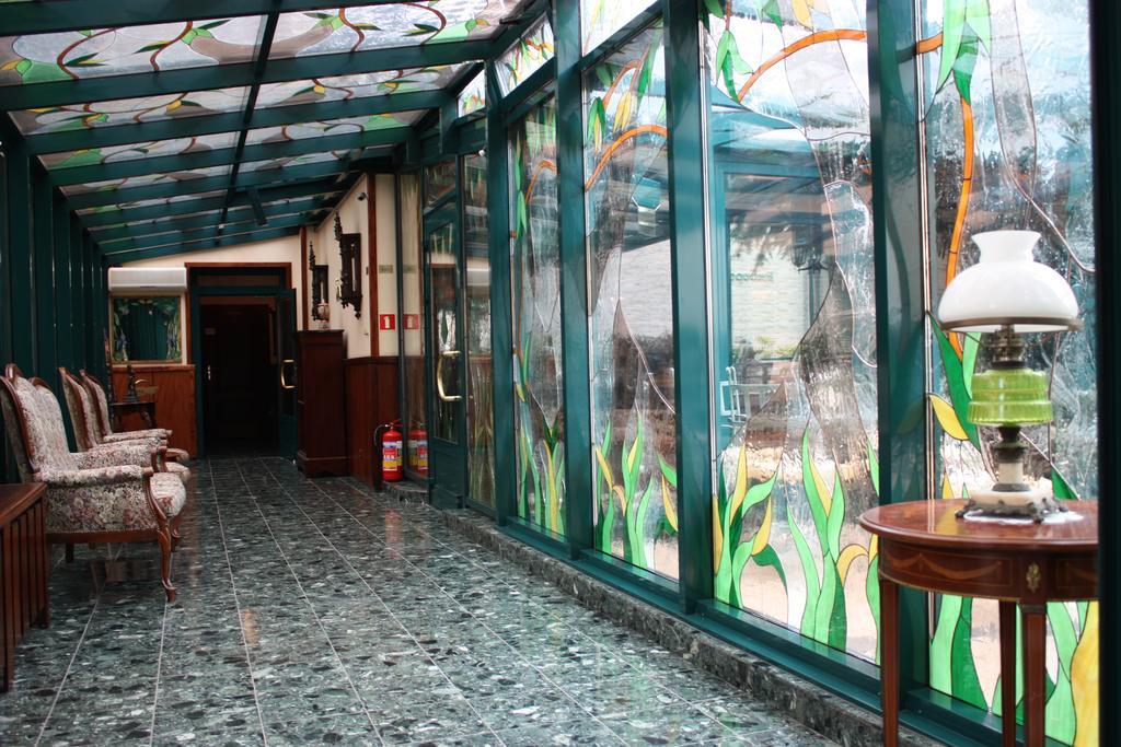 Hotel Mat'S Poznań Extérieur photo