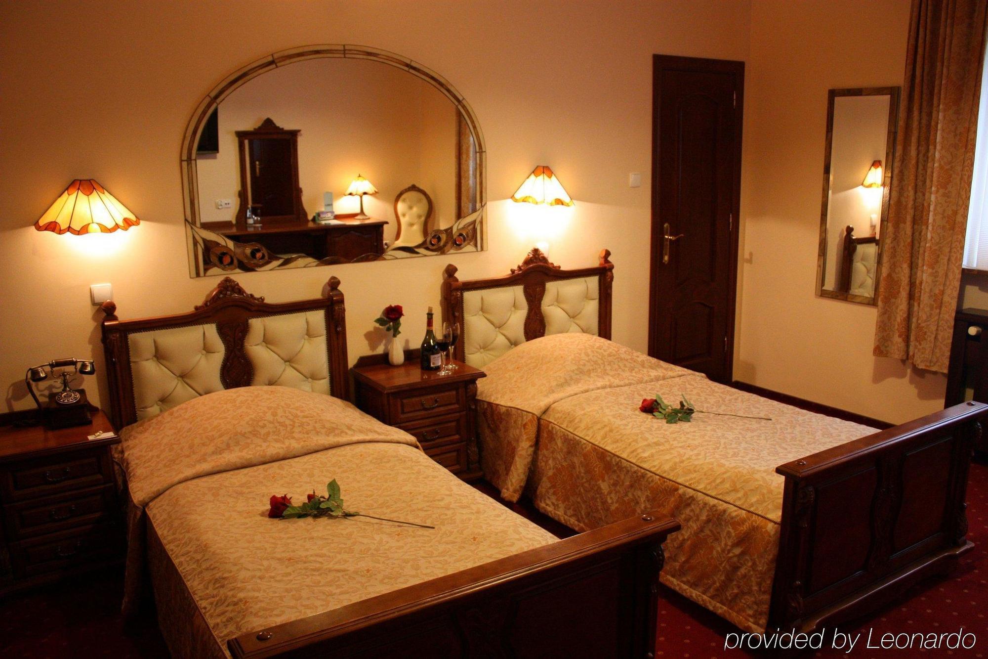 Hotel Mat'S Poznań Chambre photo